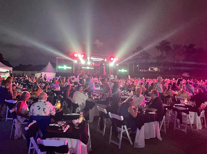 2020-Sunday-Welcome-Party-Center-Court-lo-res_8